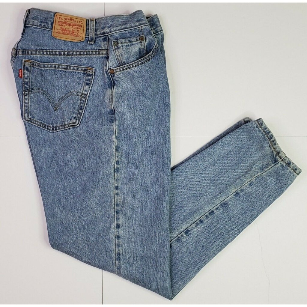 Vintage Levis 550 Relaxed Fit Tapered 32x31 Womens